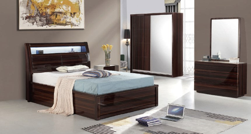 Rugby Gloss Bed