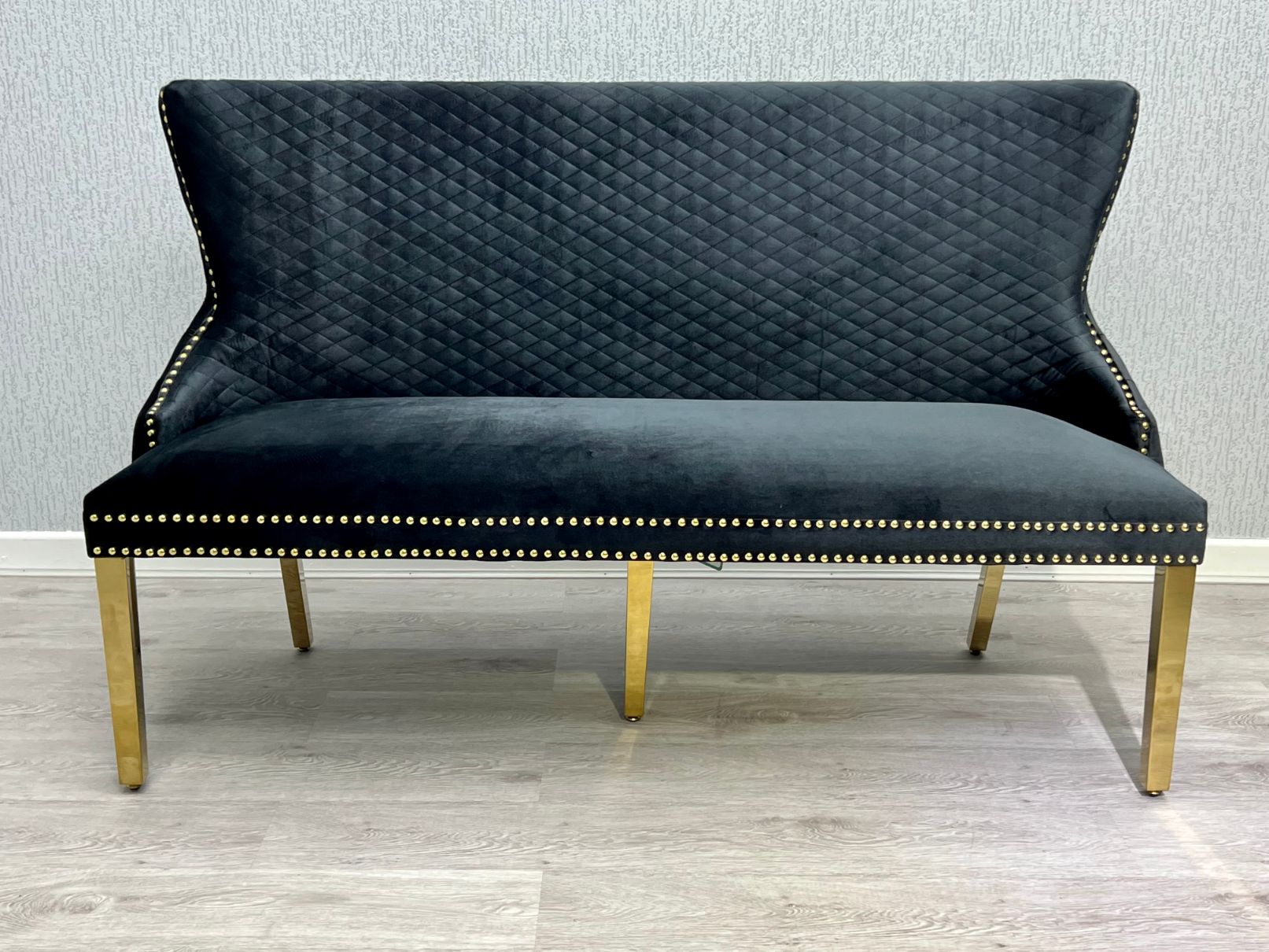 Victoria Luxury Bench